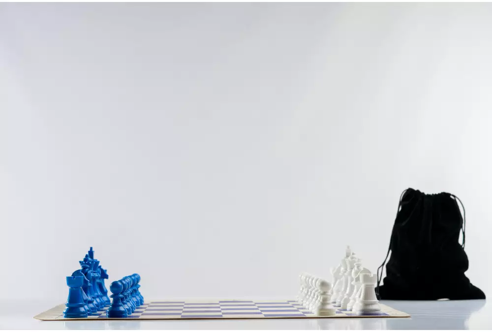 Figury szachowe Staunton 6, plastikowe (król 95 mm) - niebieskie